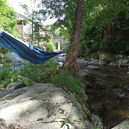Appartement L'Huile Et L'Eau à Antraigues-sur-Volane Extérieur photo