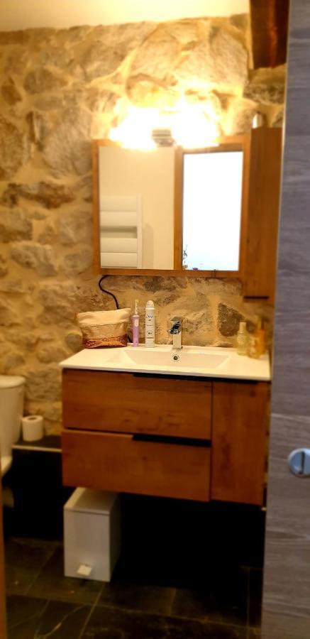 Appartement L'Huile Et L'Eau à Antraigues-sur-Volane Extérieur photo