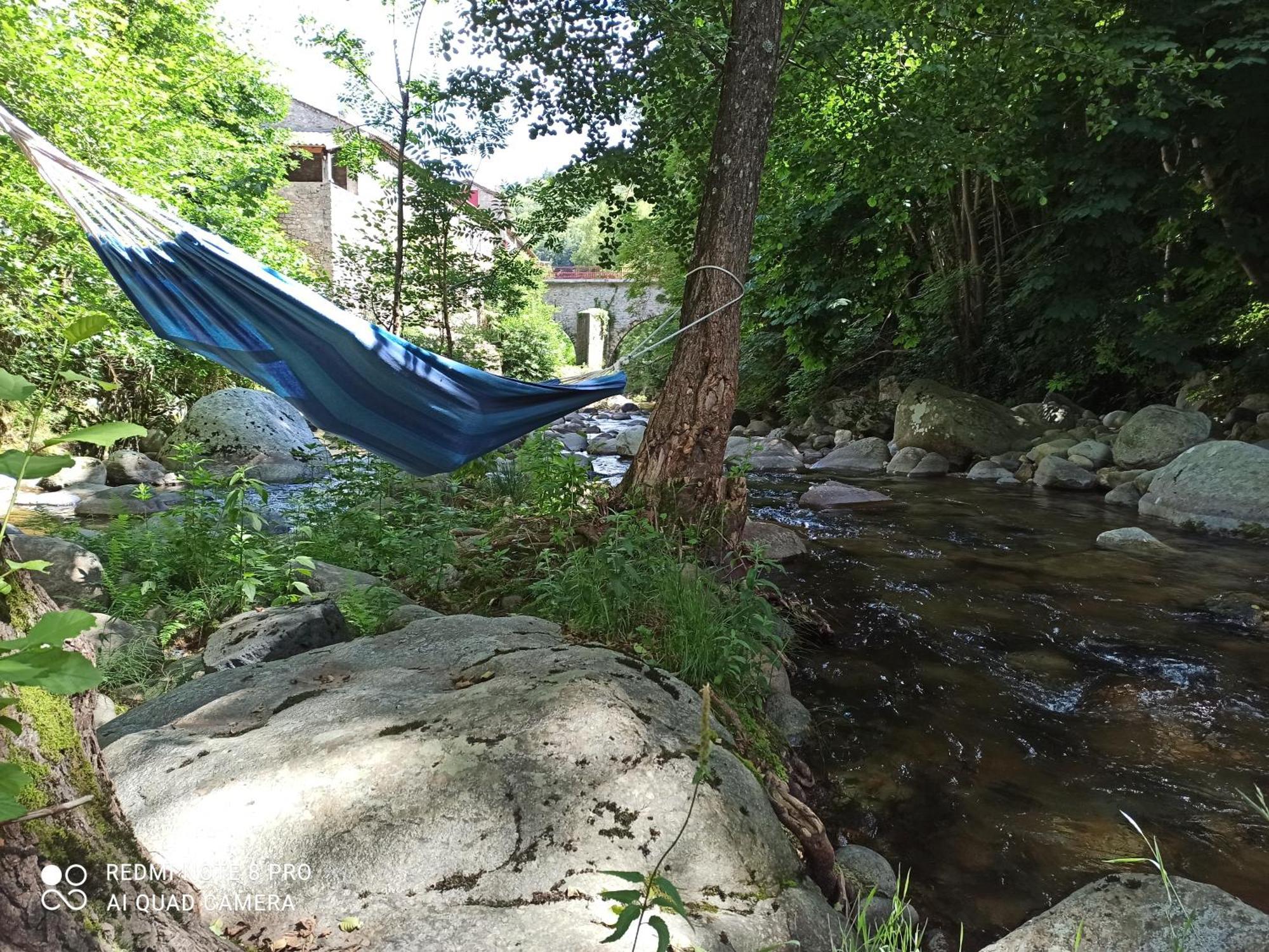 Appartement L'Huile Et L'Eau à Antraigues-sur-Volane Extérieur photo